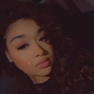 Meet your Posher, Ayy